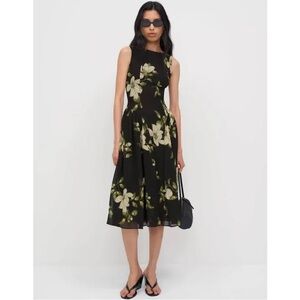 NWT Reformation Anelis Midi Dress in Mood for Love Size 4